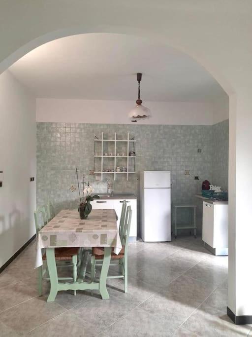 Casa Magnolia, Tranquilla E Centrale Apartment Nichelino Bagian luar foto
