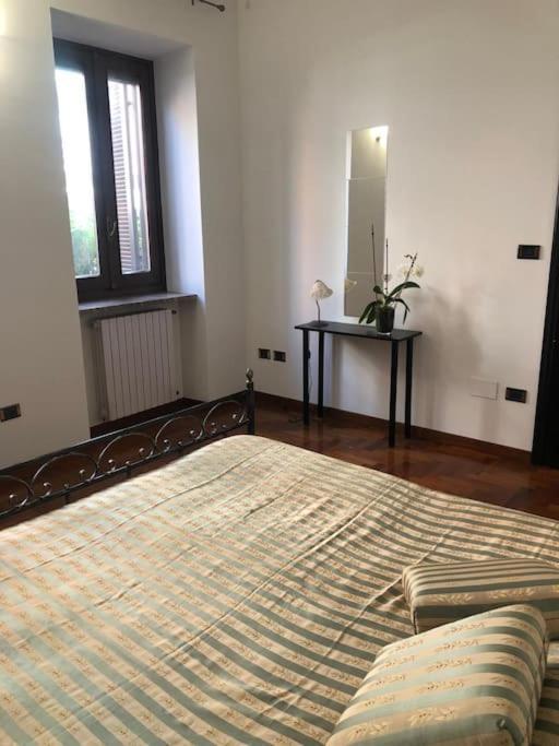 Casa Magnolia, Tranquilla E Centrale Apartment Nichelino Bagian luar foto